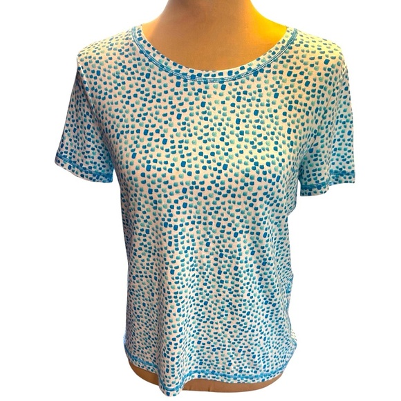 Weekends by Chicos Tee Vibrant Shades of Blue Splashed on White Soft Size Small. - Picture 1 of 10
